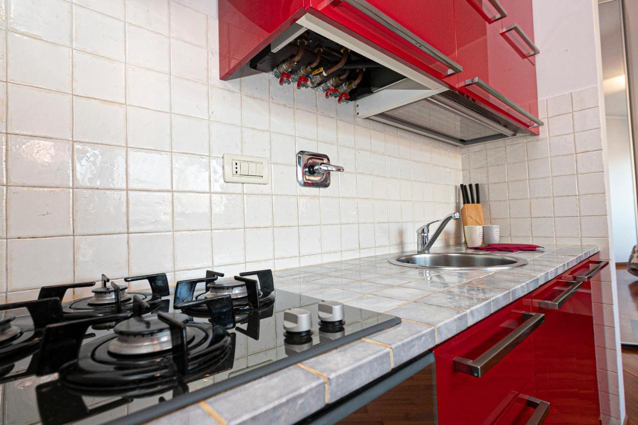 Real Italian Estate - Red Coral Appartement Genua Buitenkant foto